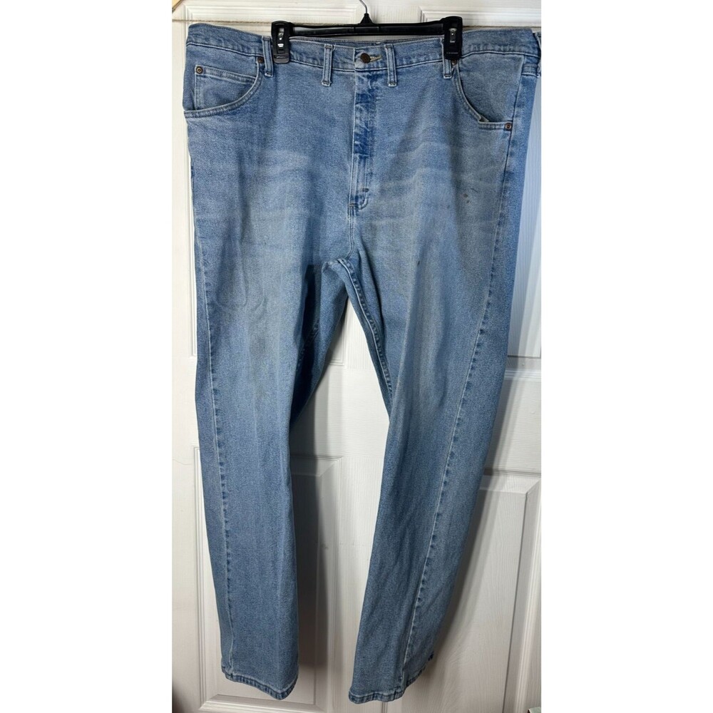 Wrangler Jeans Mens 46x31 Relaxed Fit Straight Leg Distressed A505 Medium Wash